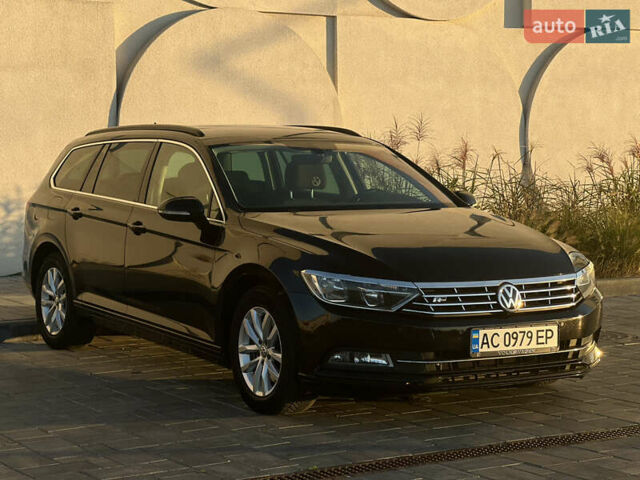 Черный Фольксваген Пассат, объемом двигателя 2 л и пробегом 252 тыс. км за 13999 $, фото 1 на Automoto.ua