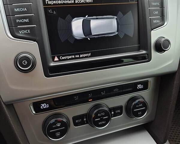 Фольксваген Пассат 2015 в Снятине на Automoto.ua Черный Фольксваген Пассат, объемом двигателя 1.97 л и пробегом 269 тыс. км за 12300 $, фото 11 на Automoto.ua