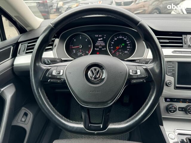 Черный Фольксваген Пассат, объемом двигателя 2 л и пробегом 243 тыс. км за 16490 $, фото 29 на Automoto.ua