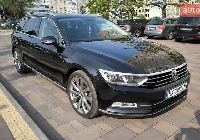 Черный Фольксваген Пассат, объемом двигателя 1.6 л и пробегом 292 тыс. км за 13100 $, фото 29 на Automoto.ua