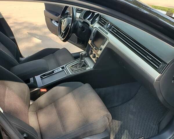Фольксваген Пассат 2015 в Тростянец на Automoto.ua Черный Фольксваген Пассат, объемом двигателя 1.97 л и пробегом 333 тыс. км за 13500 $, фото 18 на Automoto.ua