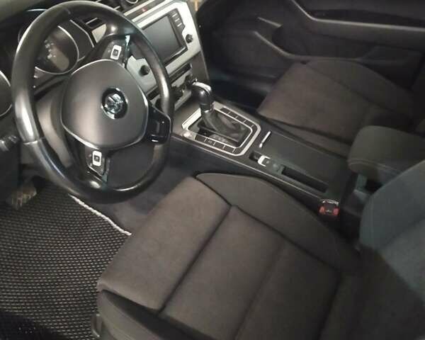 Черный Фольксваген Пассат, объемом двигателя 1.6 л и пробегом 286 тыс. км за 14200 $, фото 3 на Automoto.ua