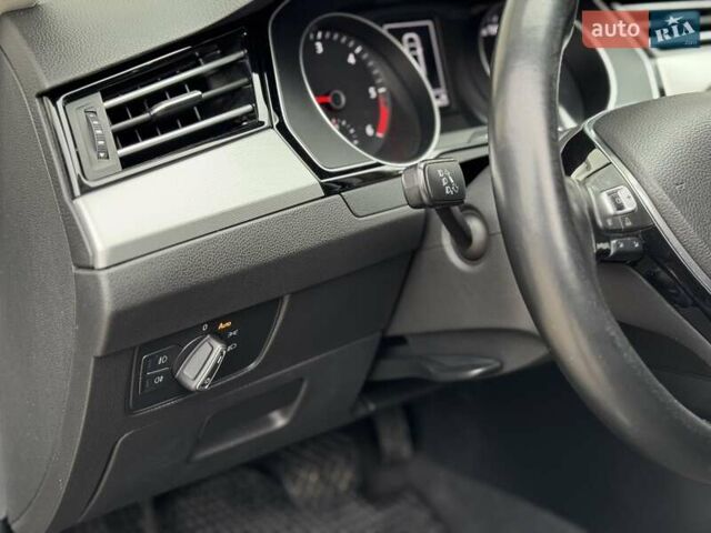 Черный Фольксваген Пассат, объемом двигателя 2 л и пробегом 292 тыс. км за 13900 $, фото 23 на Automoto.ua