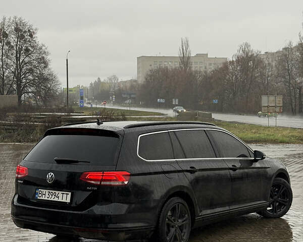 Черный Фольксваген Пассат, объемом двигателя 1.97 л и пробегом 295 тыс. км за 14000 $, фото 2 на Automoto.ua