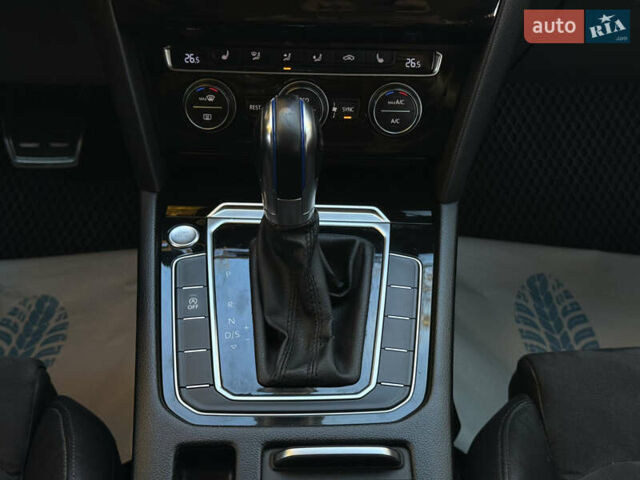 Черный Фольксваген Пассат, объемом двигателя 2 л и пробегом 261 тыс. км за 15300 $, фото 27 на Automoto.ua