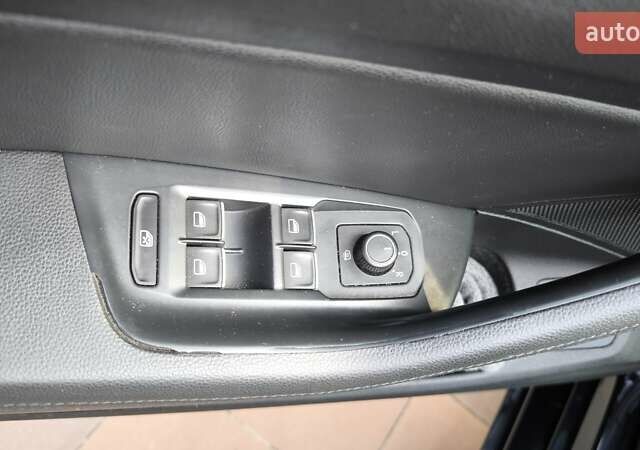 Черный Фольксваген Пассат, объемом двигателя 1.6 л и пробегом 292 тыс. км за 13100 $, фото 53 на Automoto.ua