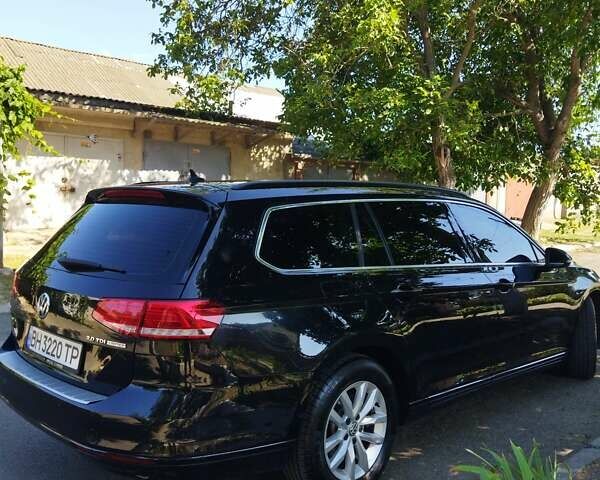 Черный Фольксваген Пассат, объемом двигателя 1.97 л и пробегом 258 тыс. км за 16700 $, фото 4 на Automoto.ua