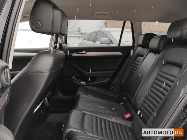 Черный Фольксваген Пассат, объемом двигателя 2 л и пробегом 280 тыс. км за 13600 $, фото 21 на Automoto.ua