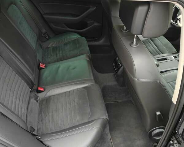 Черный Фольксваген Пассат, объемом двигателя 1.97 л и пробегом 264 тыс. км за 15300 $, фото 21 на Automoto.ua