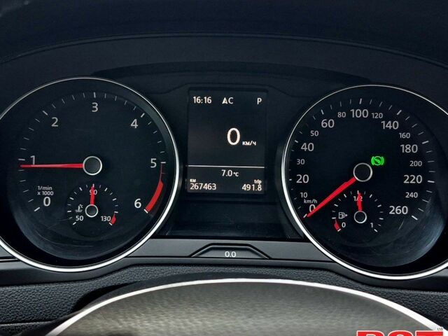 Черный Фольксваген Пассат, объемом двигателя 2 л и пробегом 267 тыс. км за 15000 $, фото 8 на Automoto.ua