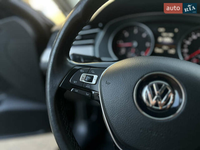Черный Фольксваген Пассат, объемом двигателя 2 л и пробегом 225 тыс. км за 14000 $, фото 17 на Automoto.ua