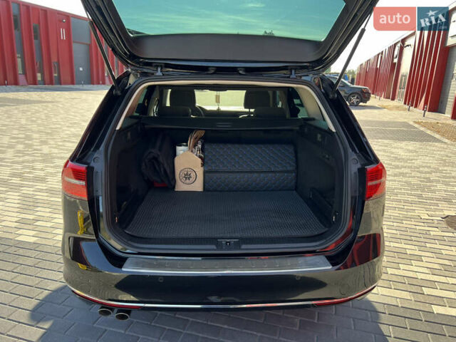 Чорний Фольксваген Пассат, об'ємом двигуна 2 л та пробігом 218 тис. км за 19500 $, фото 16 на Automoto.ua