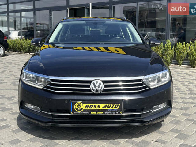 Черный Фольксваген Пассат, объемом двигателя 1.6 л и пробегом 234 тыс. км за 13600 $, фото 1 на Automoto.ua