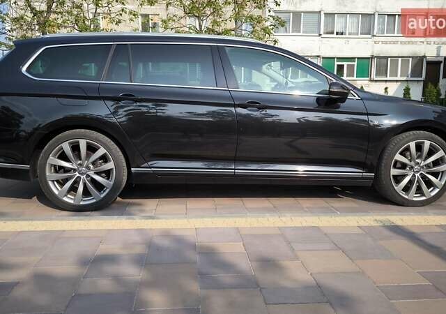 Черный Фольксваген Пассат, объемом двигателя 1.6 л и пробегом 292 тыс. км за 13100 $, фото 35 на Automoto.ua