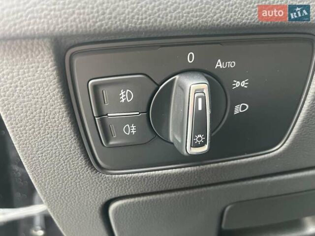 Черный Фольксваген Пассат, объемом двигателя 1.6 л и пробегом 226 тыс. км за 12800 $, фото 5 на Automoto.ua