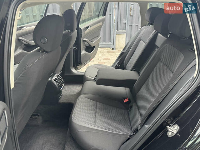 Черный Фольксваген Пассат, объемом двигателя 1.6 л и пробегом 256 тыс. км за 11900 $, фото 19 на Automoto.ua