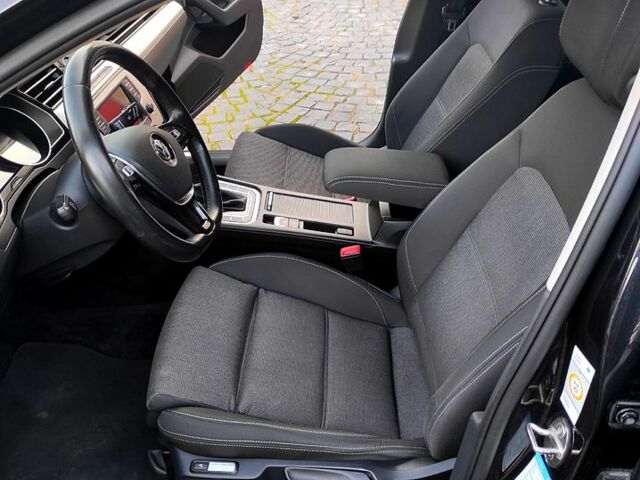 Черный Фольксваген Пассат, объемом двигателя 2 л и пробегом 254 тыс. км за 15000 $, фото 5 на Automoto.ua