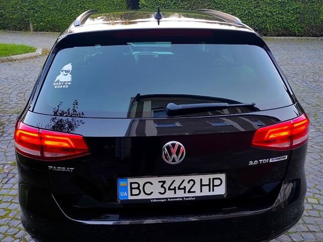 Черный Фольксваген Пассат, объемом двигателя 2 л и пробегом 254 тыс. км за 15000 $, фото 4 на Automoto.ua