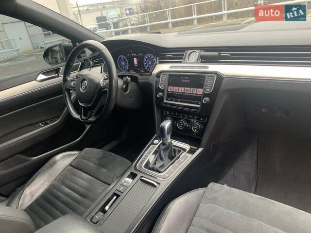Черный Фольксваген Пассат, объемом двигателя 1.4 л и пробегом 340 тыс. км за 16500 $, фото 29 на Automoto.ua