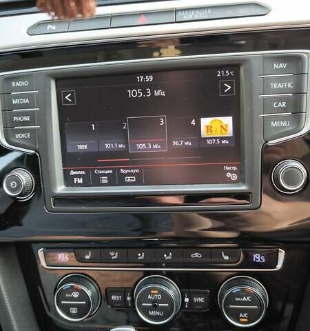 Черный Фольксваген Пассат, объемом двигателя 1.6 л и пробегом 292 тыс. км за 13100 $, фото 24 на Automoto.ua