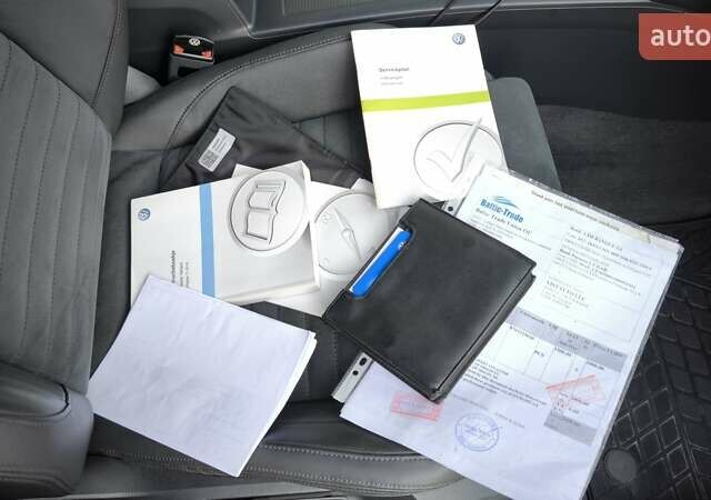 Черный Фольксваген Пассат, объемом двигателя 1.6 л и пробегом 292 тыс. км за 13100 $, фото 32 на Automoto.ua