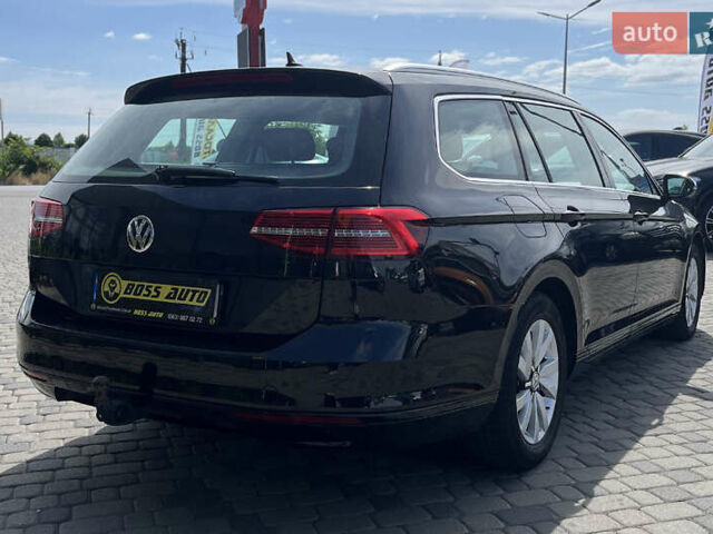 Черный Фольксваген Пассат, объемом двигателя 1.6 л и пробегом 234 тыс. км за 13600 $, фото 6 на Automoto.ua