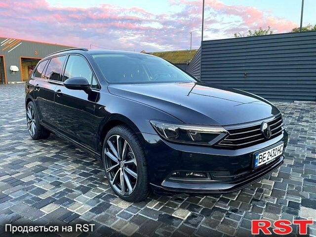 Черный Фольксваген Пассат, объемом двигателя 2 л и пробегом 245 тыс. км за 13500 $, фото 6 на Automoto.ua