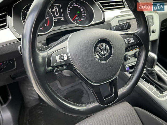 Чорний Фольксваген Пассат, об'ємом двигуна 1.97 л та пробігом 220 тис. км за 14300 $, фото 23 на Automoto.ua