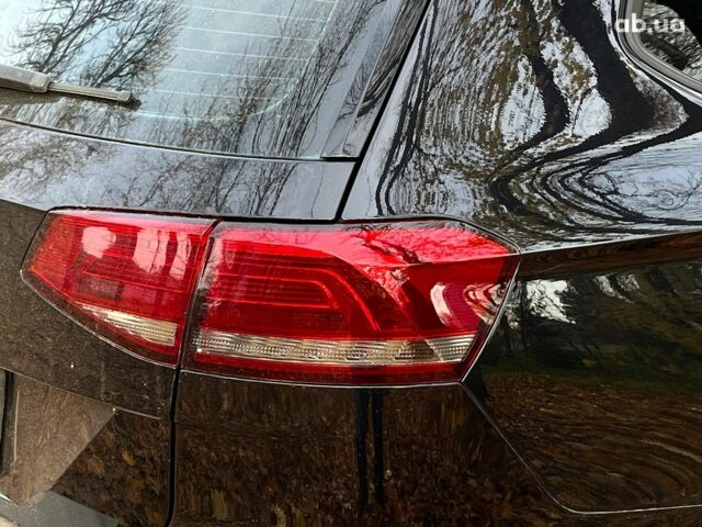 Черный Фольксваген Пассат, объемом двигателя 2 л и пробегом 267 тыс. км за 14390 $, фото 10 на Automoto.ua