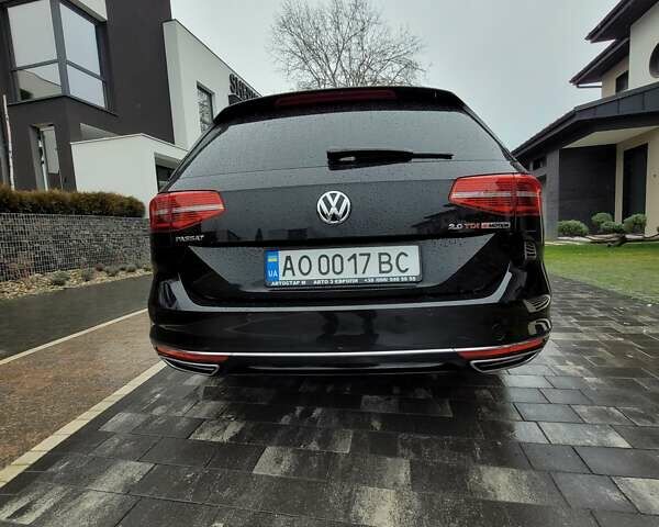 Черный Фольксваген Пассат, объемом двигателя 2 л и пробегом 240 тыс. км за 19950 $, фото 5 на Automoto.ua