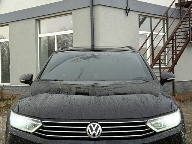 Черный Фольксваген Пассат, объемом двигателя 2 л и пробегом 295 тыс. км за 14000 $, фото 4 на Automoto.ua