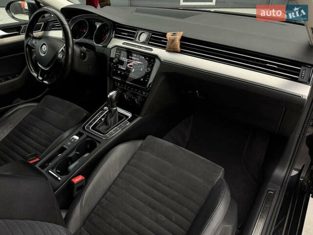 Черный Фольксваген Пассат, объемом двигателя 2 л и пробегом 277 тыс. км за 16499 $, фото 29 на Automoto.ua