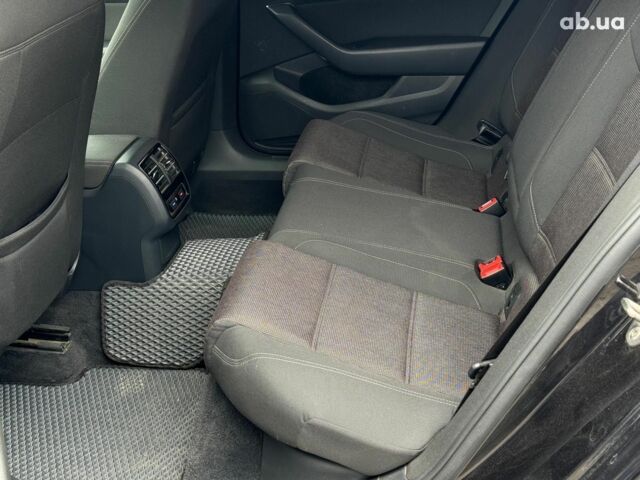 Черный Фольксваген Пассат, объемом двигателя 2 л и пробегом 243 тыс. км за 16490 $, фото 20 на Automoto.ua