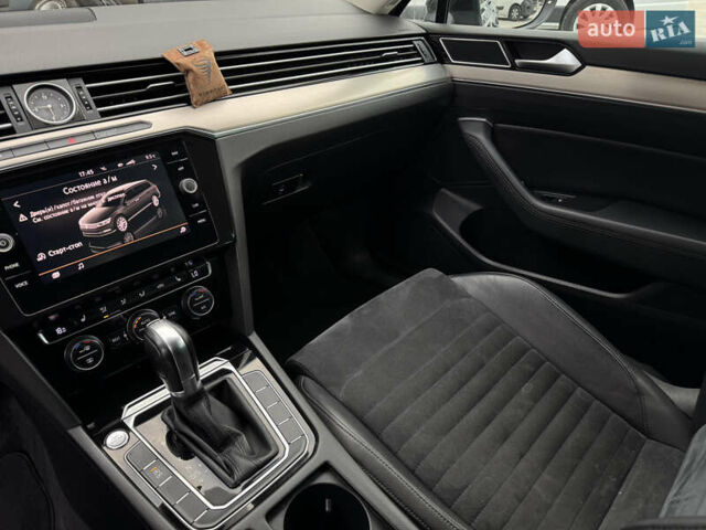 Черный Фольксваген Пассат, объемом двигателя 2 л и пробегом 277 тыс. км за 16499 $, фото 22 на Automoto.ua