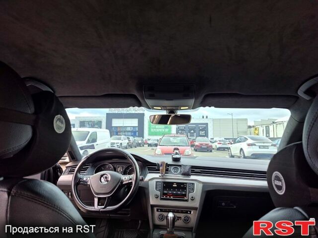 Черный Фольксваген Пассат, объемом двигателя 2 л и пробегом 267 тыс. км за 15000 $, фото 10 на Automoto.ua