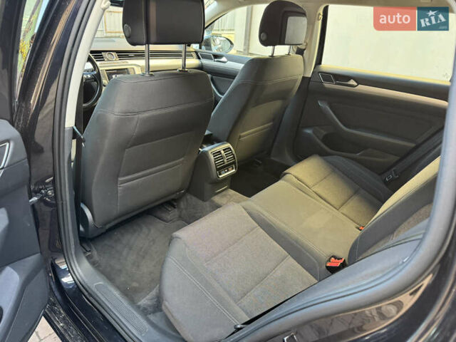 Фольксваген Пассат 2015 в Луцке на Automoto.ua Черный Фольксваген Пассат, объемом двигателя 1.97 л и пробегом 258 тыс. км за 12400 $, фото 19 на Automoto.ua