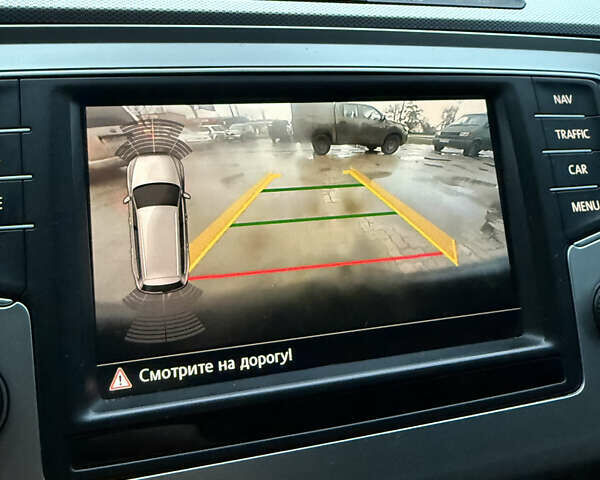 Черный Фольксваген Пассат, объемом двигателя 1.97 л и пробегом 295 тыс. км за 14000 $, фото 32 на Automoto.ua