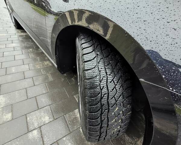 Черный Фольксваген Пассат, объемом двигателя 2 л и пробегом 240 тыс. км за 19950 $, фото 12 на Automoto.ua