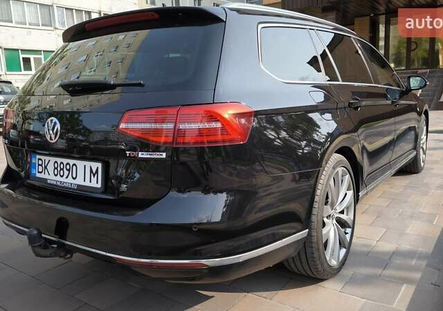 Черный Фольксваген Пассат, объемом двигателя 1.6 л и пробегом 292 тыс. км за 13100 $, фото 42 на Automoto.ua