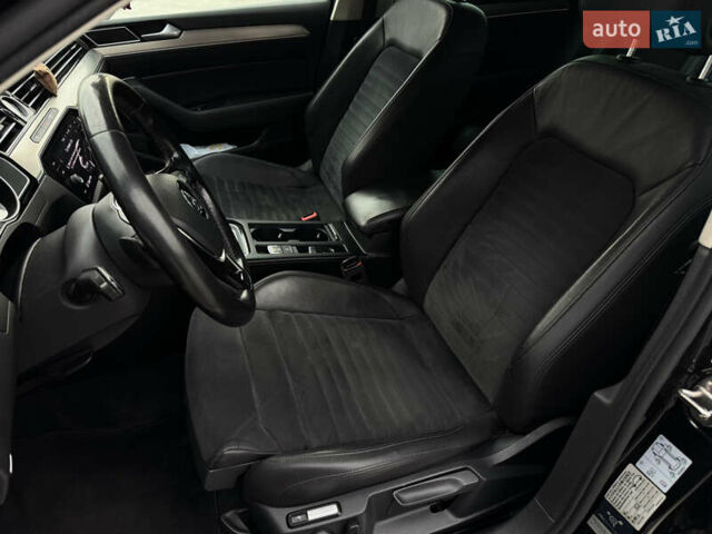 Черный Фольксваген Пассат, объемом двигателя 2 л и пробегом 277 тыс. км за 16499 $, фото 23 на Automoto.ua