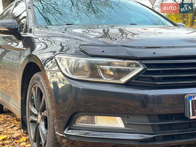 Чорний Фольксваген Пассат, об'ємом двигуна 2 л та пробігом 267 тис. км за 14390 $, фото 1 на Automoto.ua