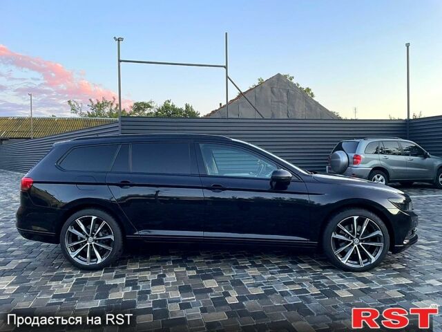 Черный Фольксваген Пассат, объемом двигателя 2 л и пробегом 245 тыс. км за 13500 $, фото 5 на Automoto.ua