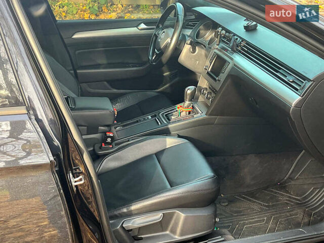 Чорний Фольксваген Пассат, об'ємом двигуна 2 л та пробігом 267 тис. км за 14390 $, фото 30 на Automoto.ua