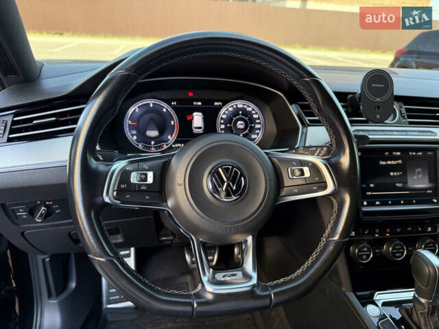 Черный Фольксваген Пассат, объемом двигателя 1.6 л и пробегом 335 тыс. км за 15950 $, фото 1 на Automoto.ua