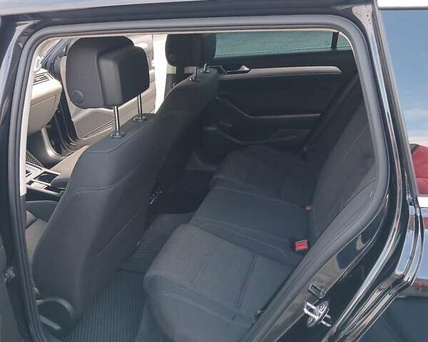 Черный Фольксваген Пассат, объемом двигателя 1.97 л и пробегом 280 тыс. км за 14500 $, фото 22 на Automoto.ua