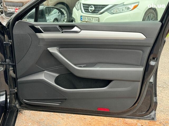 Черный Фольксваген Пассат, объемом двигателя 2 л и пробегом 243 тыс. км за 16490 $, фото 24 на Automoto.ua