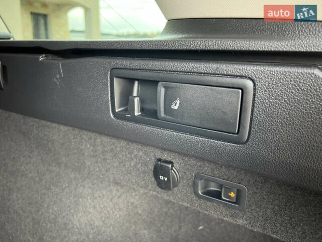 Чорний Фольксваген Пассат, об'ємом двигуна 1.97 л та пробігом 220 тис. км за 15200 $, фото 28 на Automoto.ua