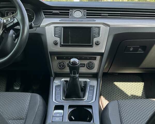 Чорний Фольксваген Пассат, об'ємом двигуна 1.98 л та пробігом 427 тис. км за 12900 $, фото 9 на Automoto.ua