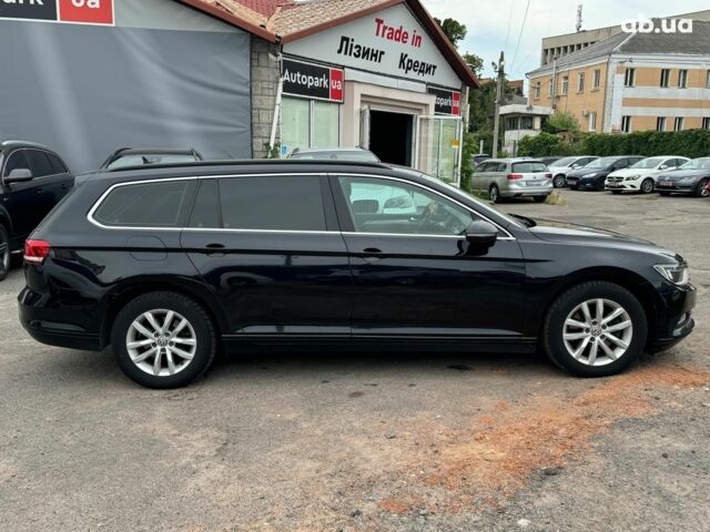 Черный Фольксваген Пассат, объемом двигателя 2 л и пробегом 243 тыс. км за 16490 $, фото 5 на Automoto.ua