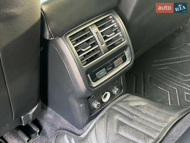 Чорний Фольксваген Пассат, об'ємом двигуна 2 л та пробігом 267 тис. км за 14390 $, фото 24 на Automoto.ua